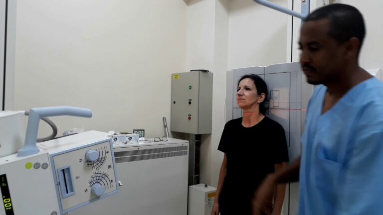 Análise da Radiografia de Coluna Cervical em Posição Lateral com Flexão